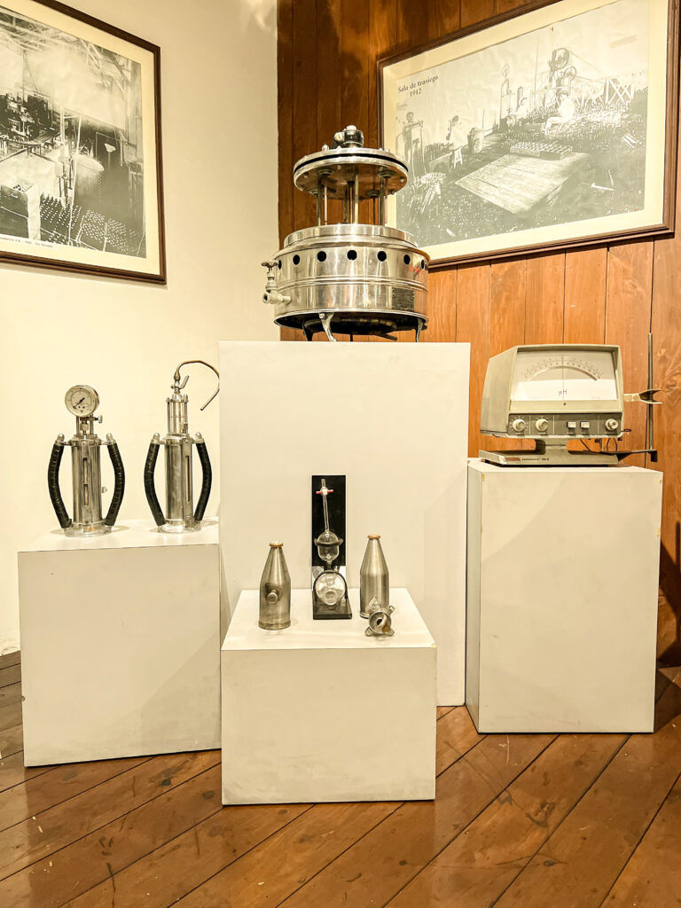 Campana-lauter--920x1024.jpg