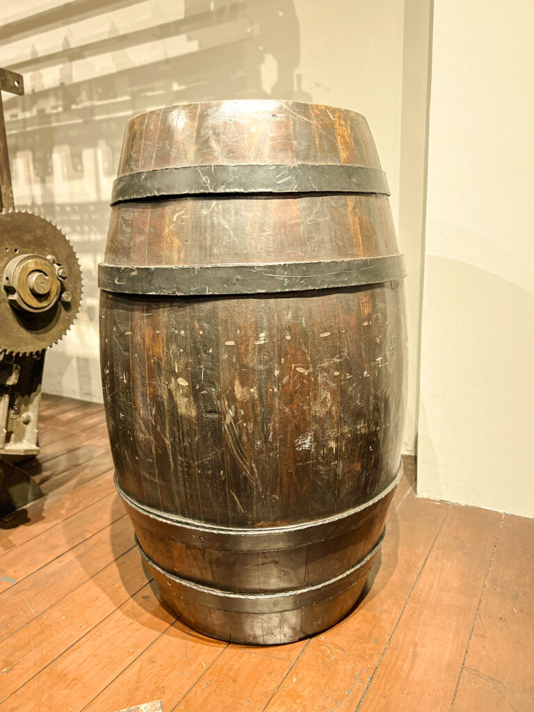 Campana-lauter--920x1024.jpg