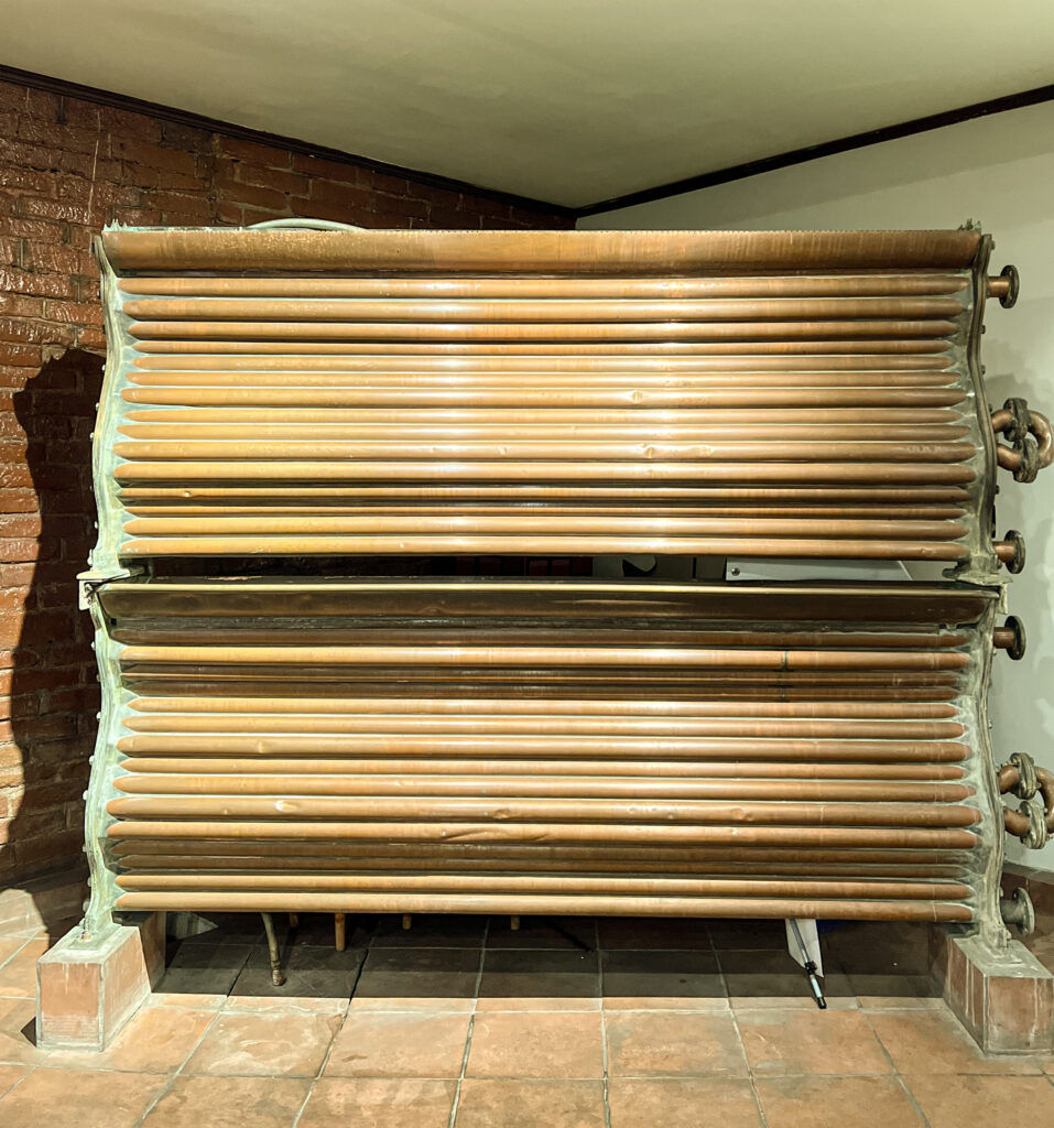 Campana-lauter--920x1024.jpg