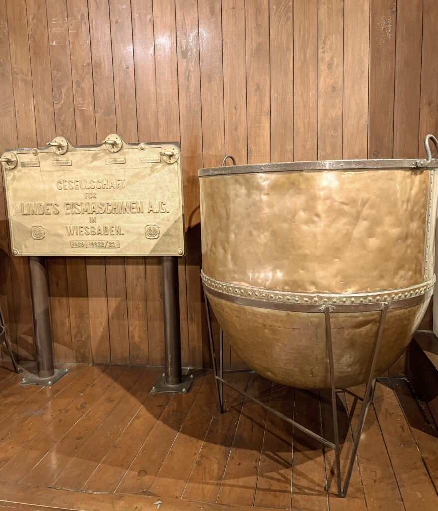 Campana-lauter--920x1024.jpg